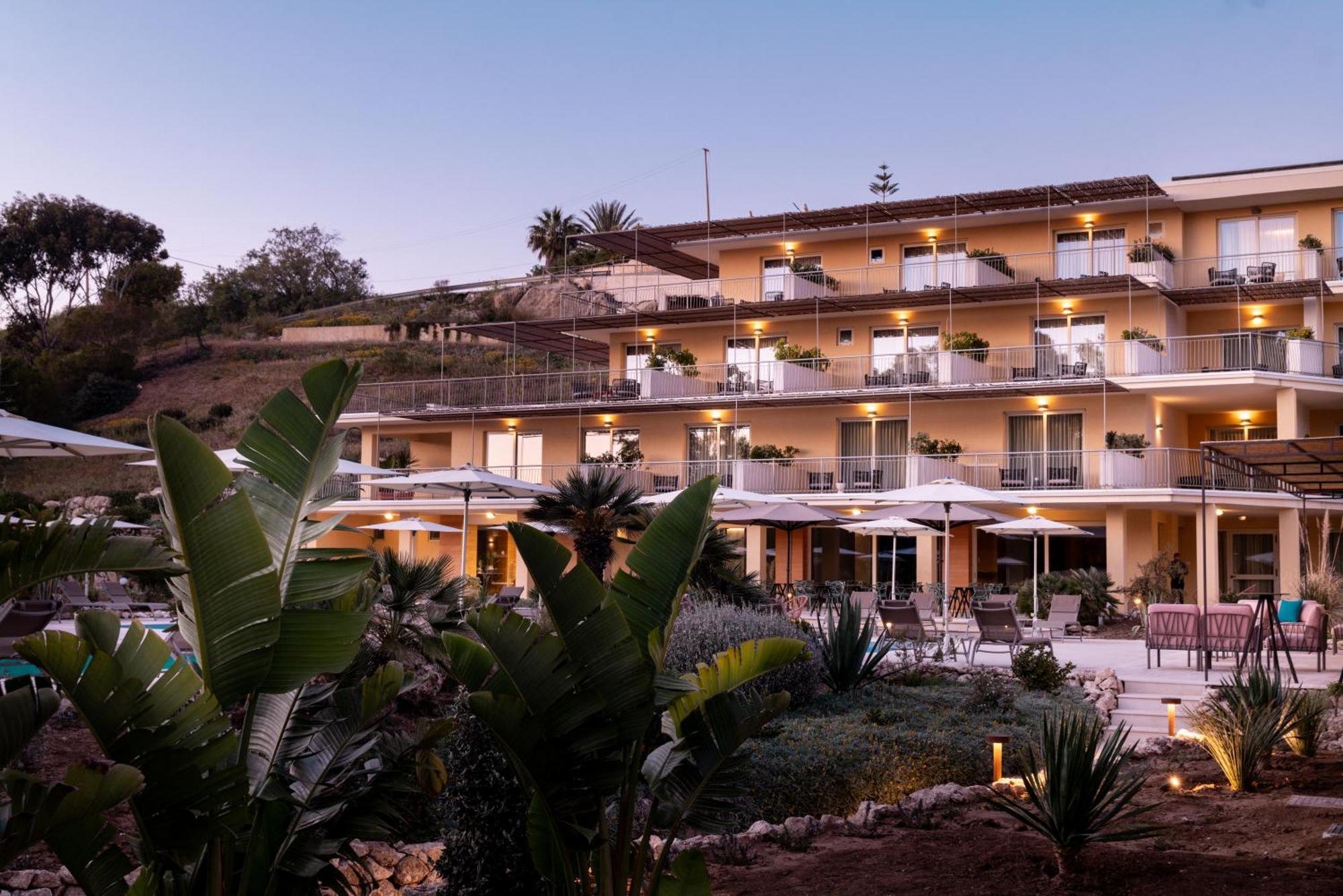 Luna Minoica Suites And Apartments Монталлегро Экстерьер фото