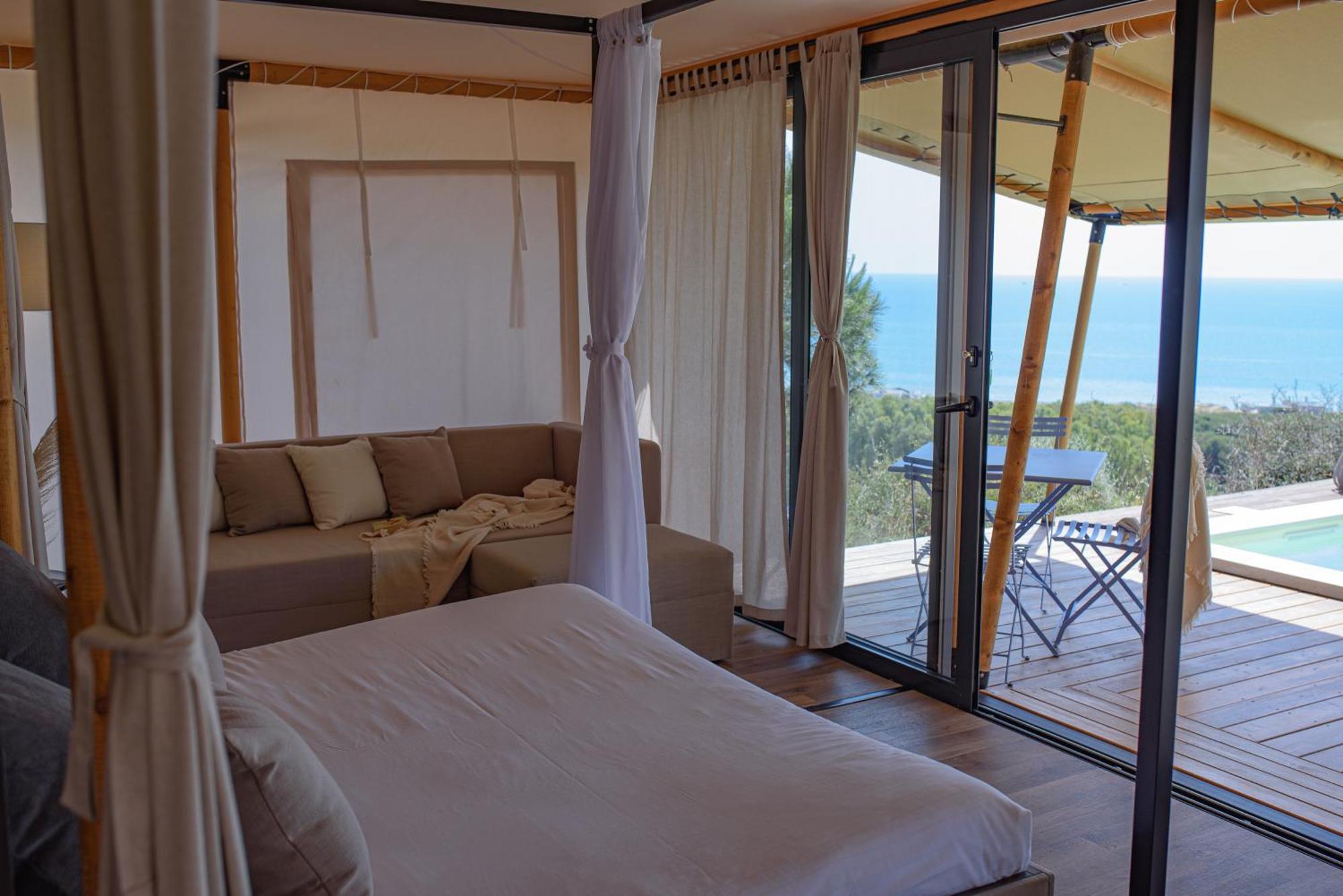 Luna Minoica Suites And Apartments Монталлегро Экстерьер фото